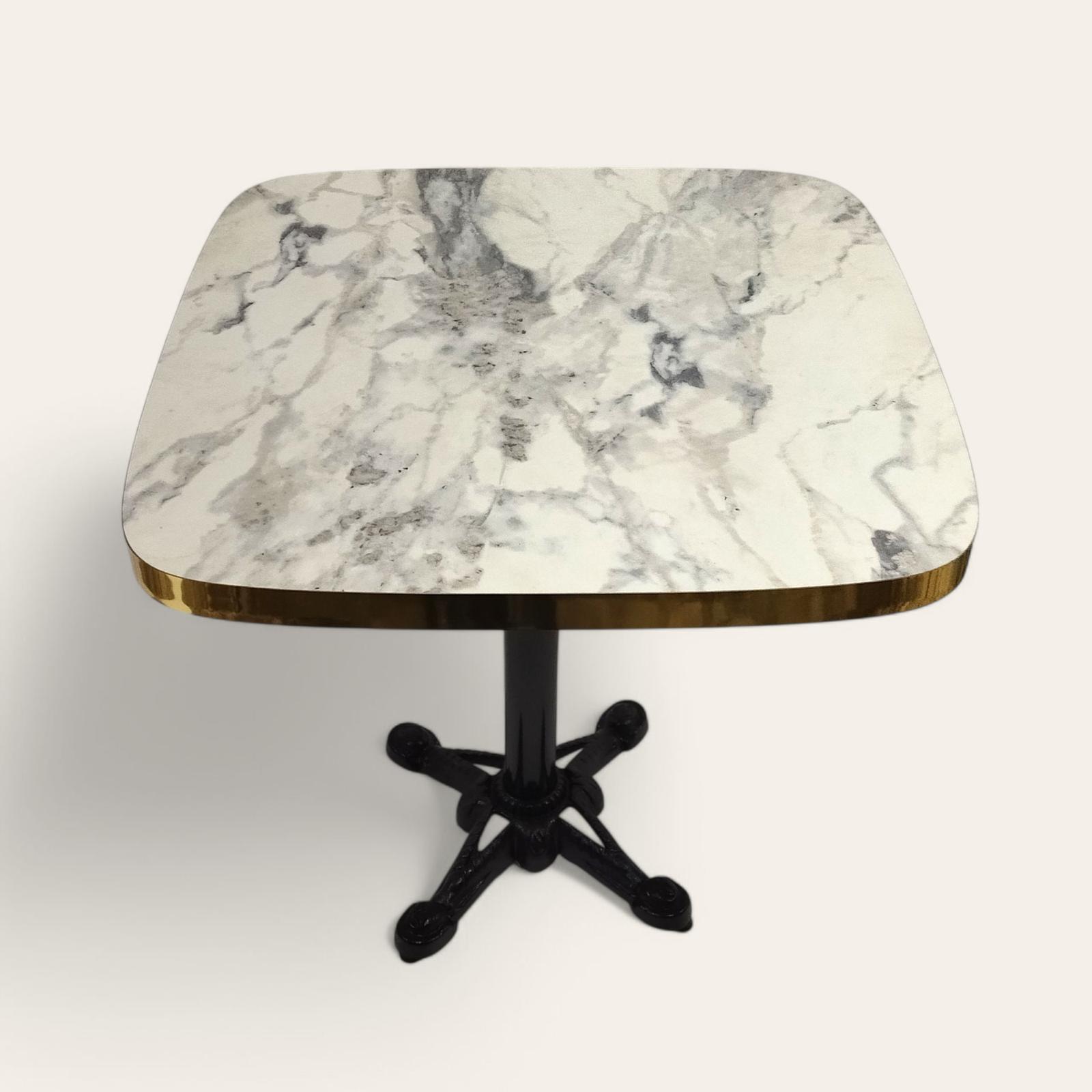 Carrara Mermer Pirinç Bordürlü Bistro